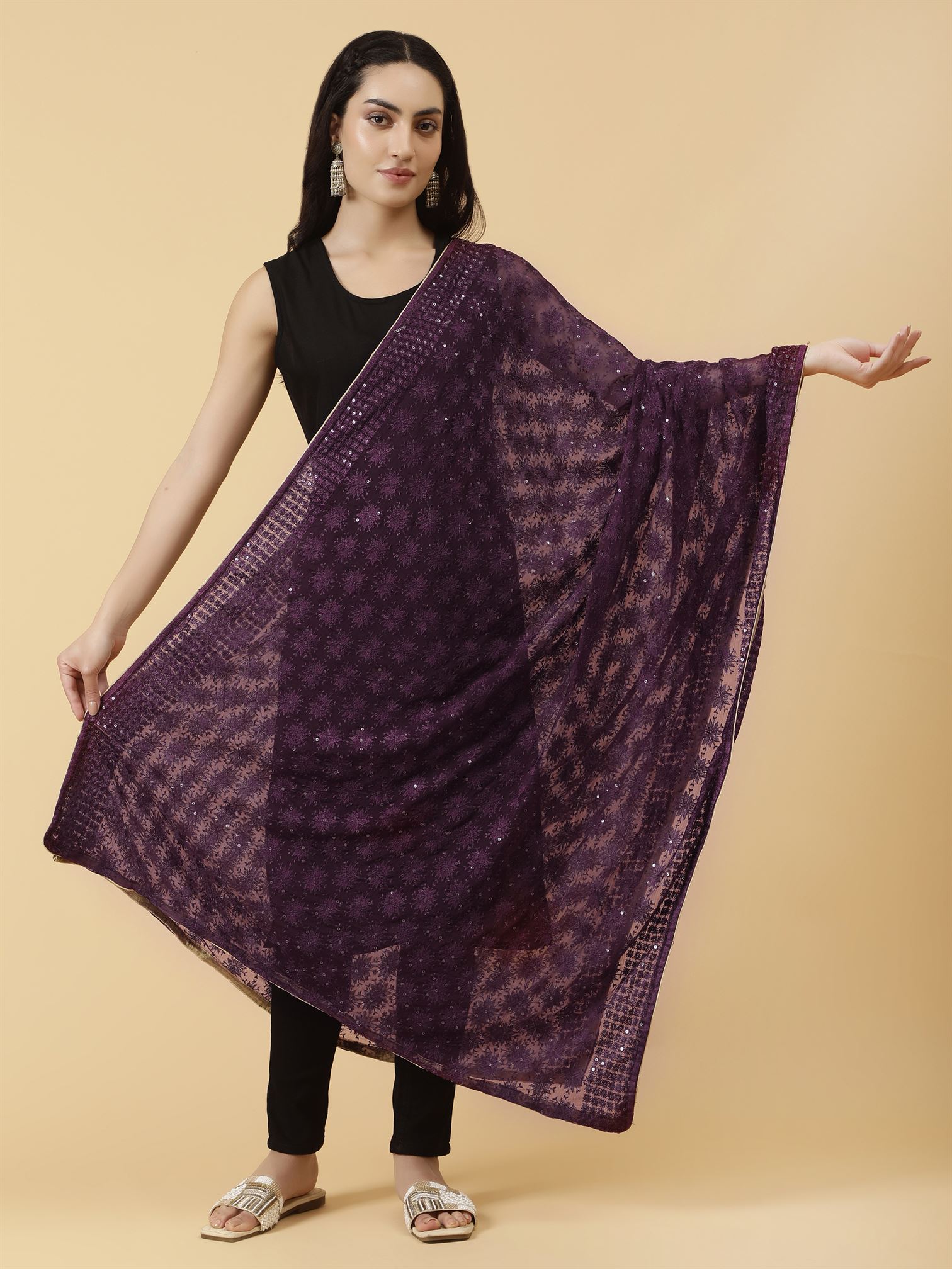 wine-sequinned-embroidery-dupatta-mcrcpd0233-moda-chales-1