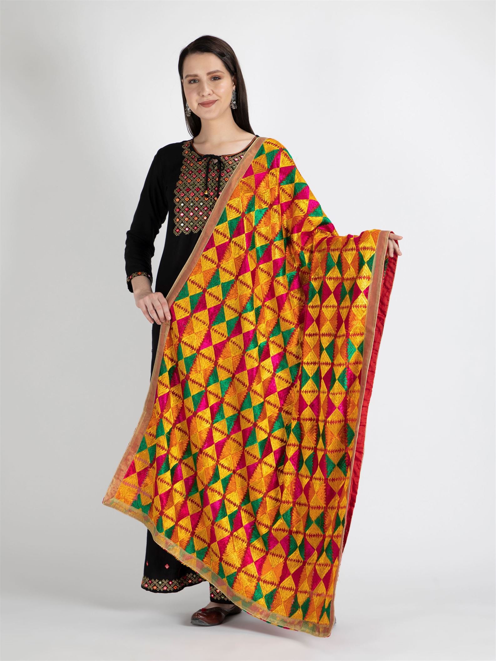 multicolour-phulkari-with-gold-lace-mcrcpd4046-1