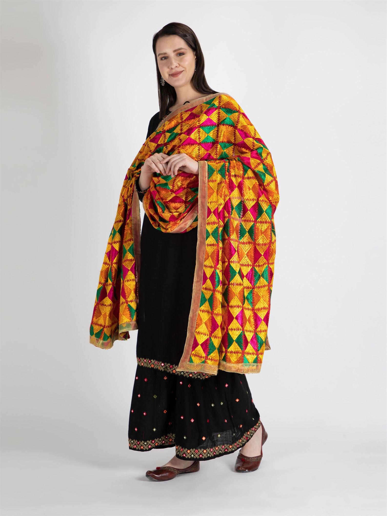 multicolour-phulkari-with-gold-lace-mcrcpd4046-3