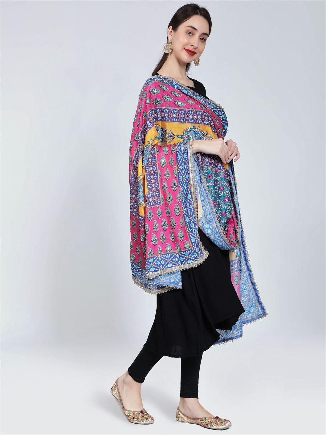 chiffon-digital-print-pakistani-dupatta-with-mirror-work-mcrcpd4086-4