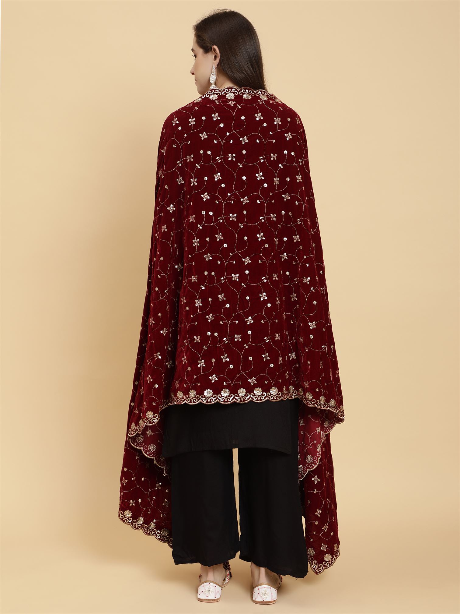 maroon-embellished-velvet-dupatta-mcrcvd7194-moda-chales-5