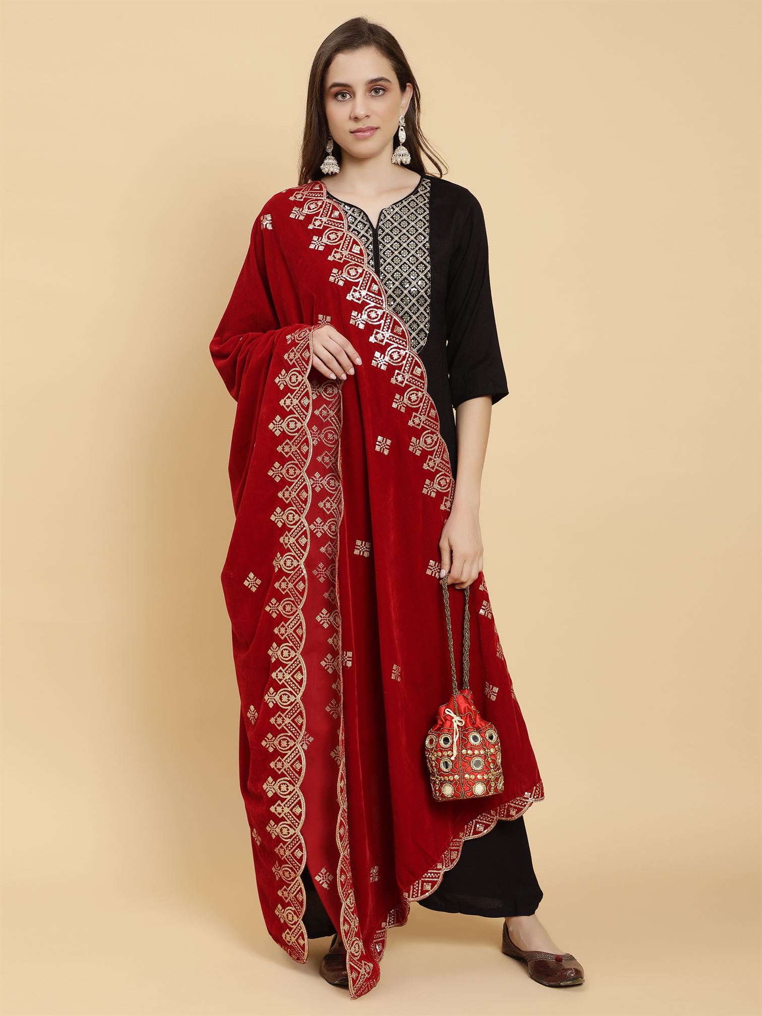 red-embellished-velvet-dupatta-mcrcvd7203-moda-chales-4