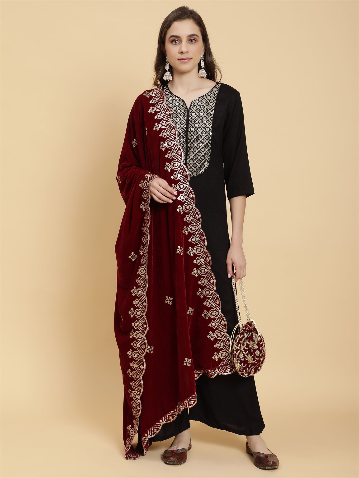 maroon-embellished-velvet-dupatta-mcrcvd7204-moda-chales-5