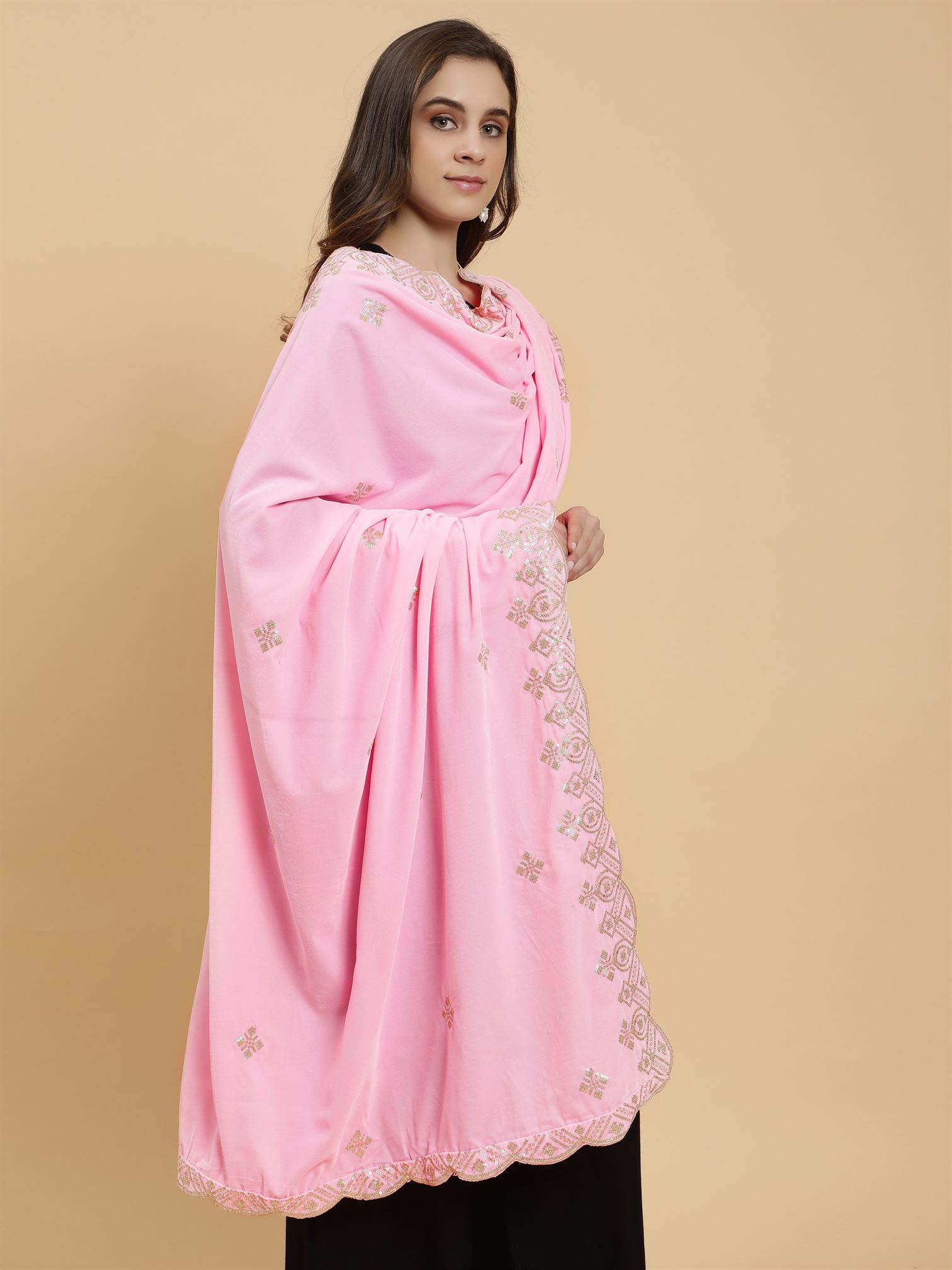 pink-embellished-velvet-dupatta-mcrcvd7209-moda-chales-3