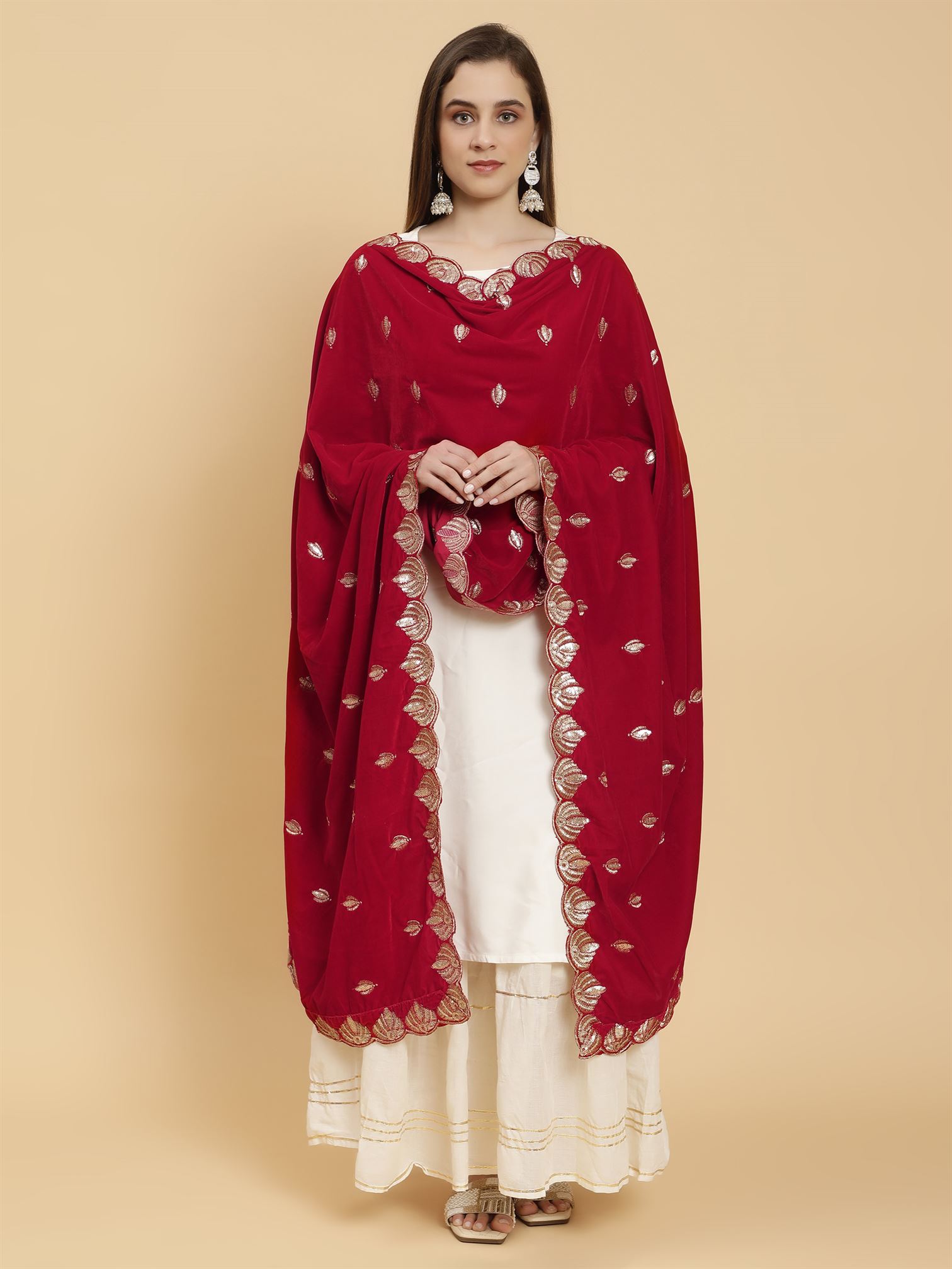 red-embellished-velvet-dupatta-mcrcvd7213-moda-chales-2