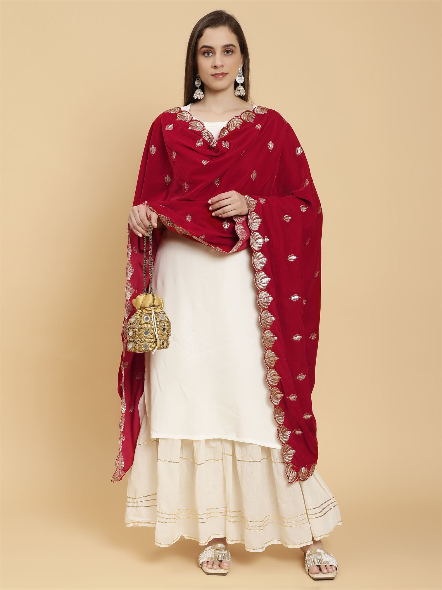 red-embellished-velvet-dupatta-mcrcvd7213-moda-chales-5