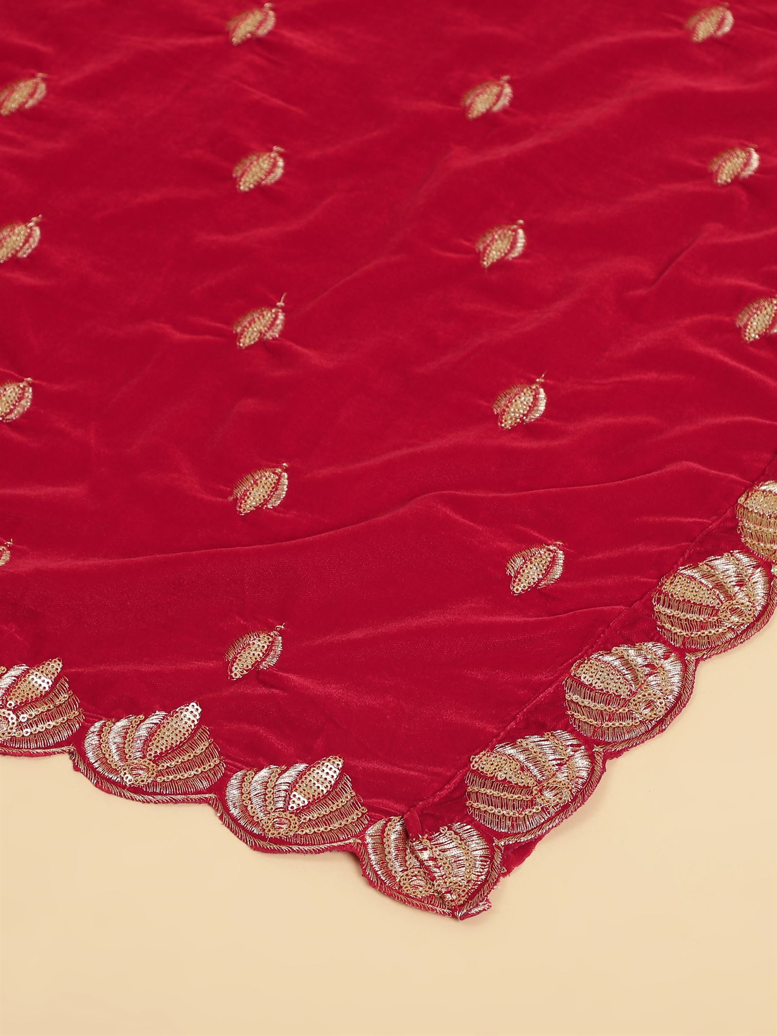 red-embellished-velvet-dupatta-mcrcvd7213-moda-chales-7