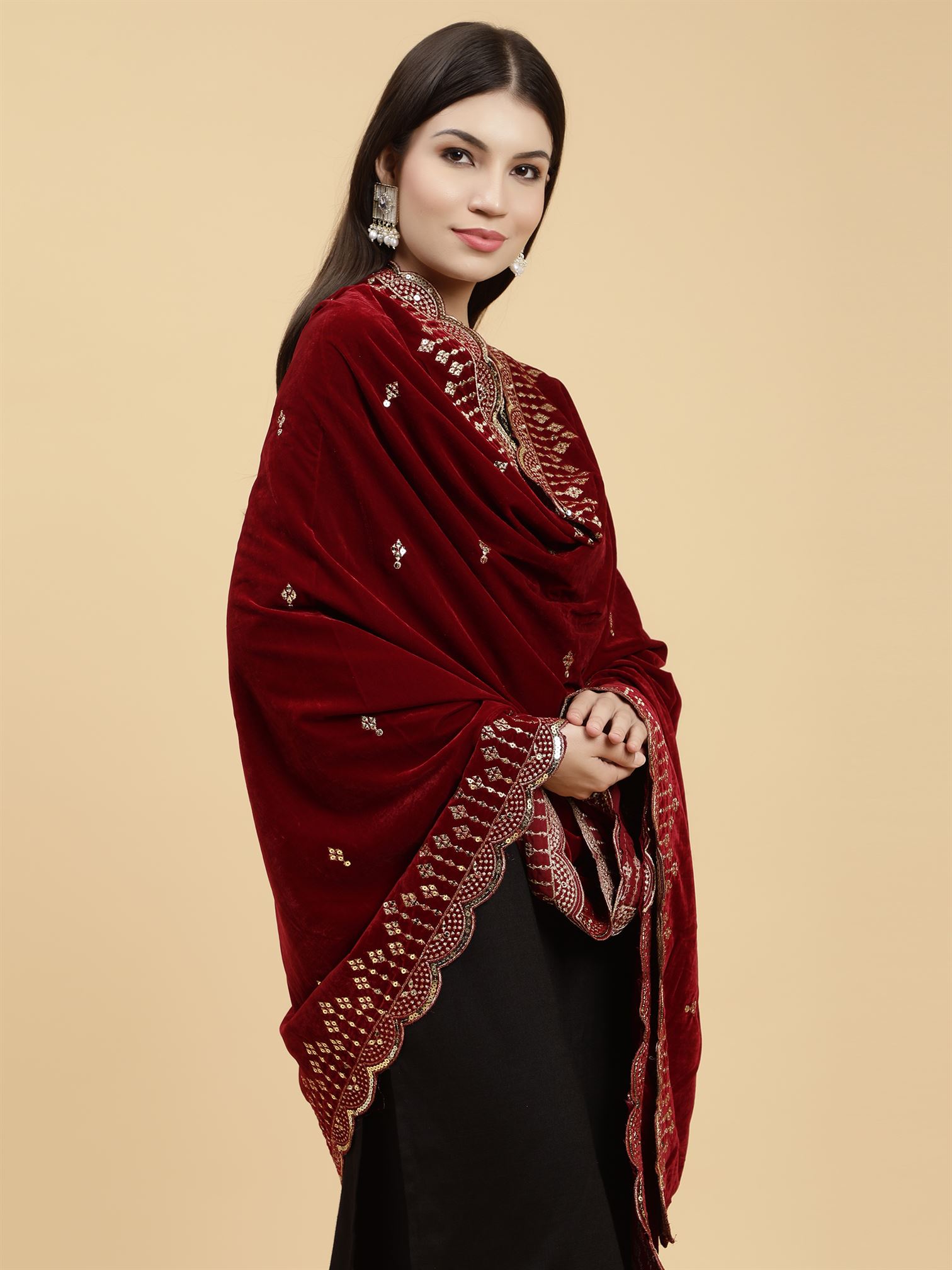 maroon-embellished-velvet-dupatta-mcrcvd7224-moda-chales-6