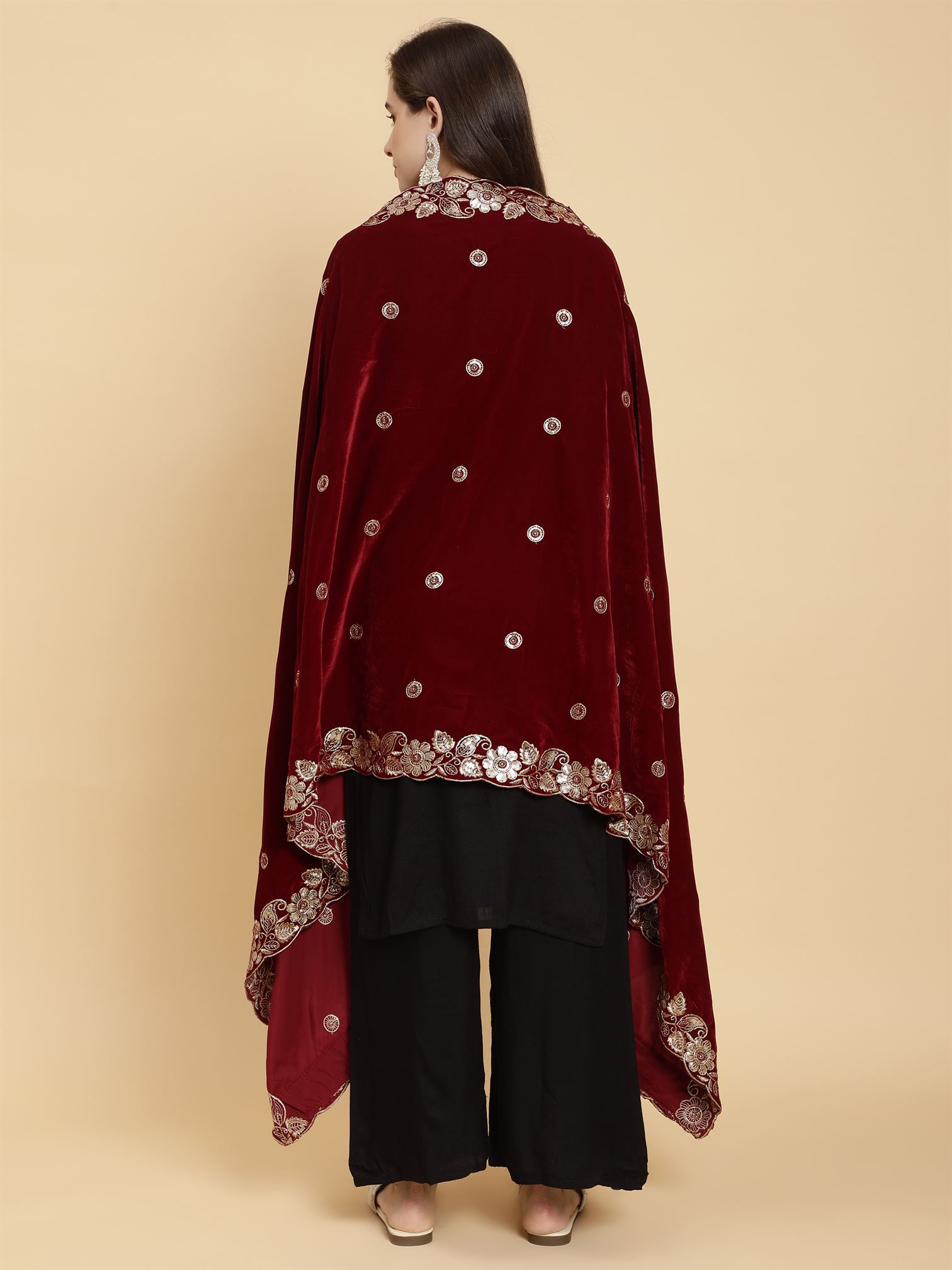 maroon-embellished-velvet-dupatta-mcrcvd7234-moda-chales-5