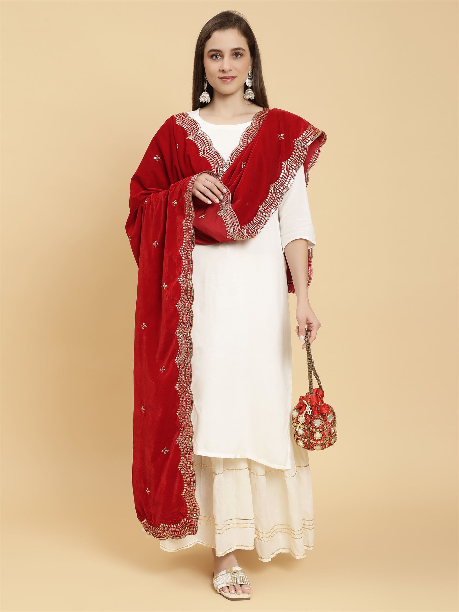 red-embellished-velvet-dupatta-mcrcvd7253-moda-chales-4