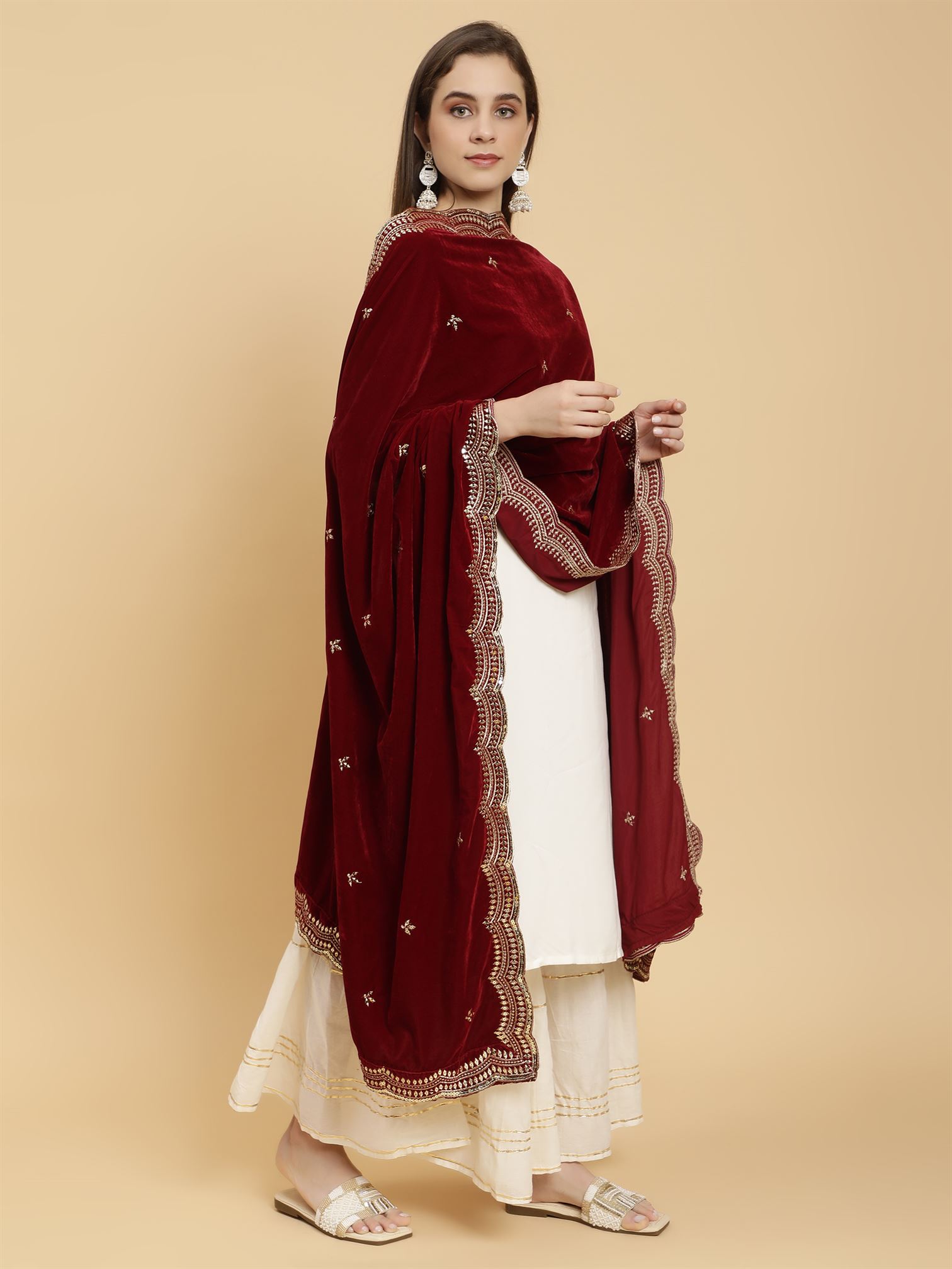 maroon-embellished-velvet-dupatta-mcrcvd7254-moda-chales-4