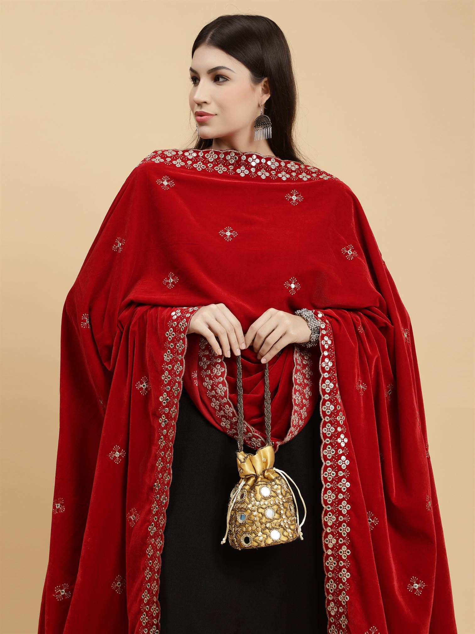 red-embellished-velvet-dupatta-mcrcvd7263-moda-chales-5