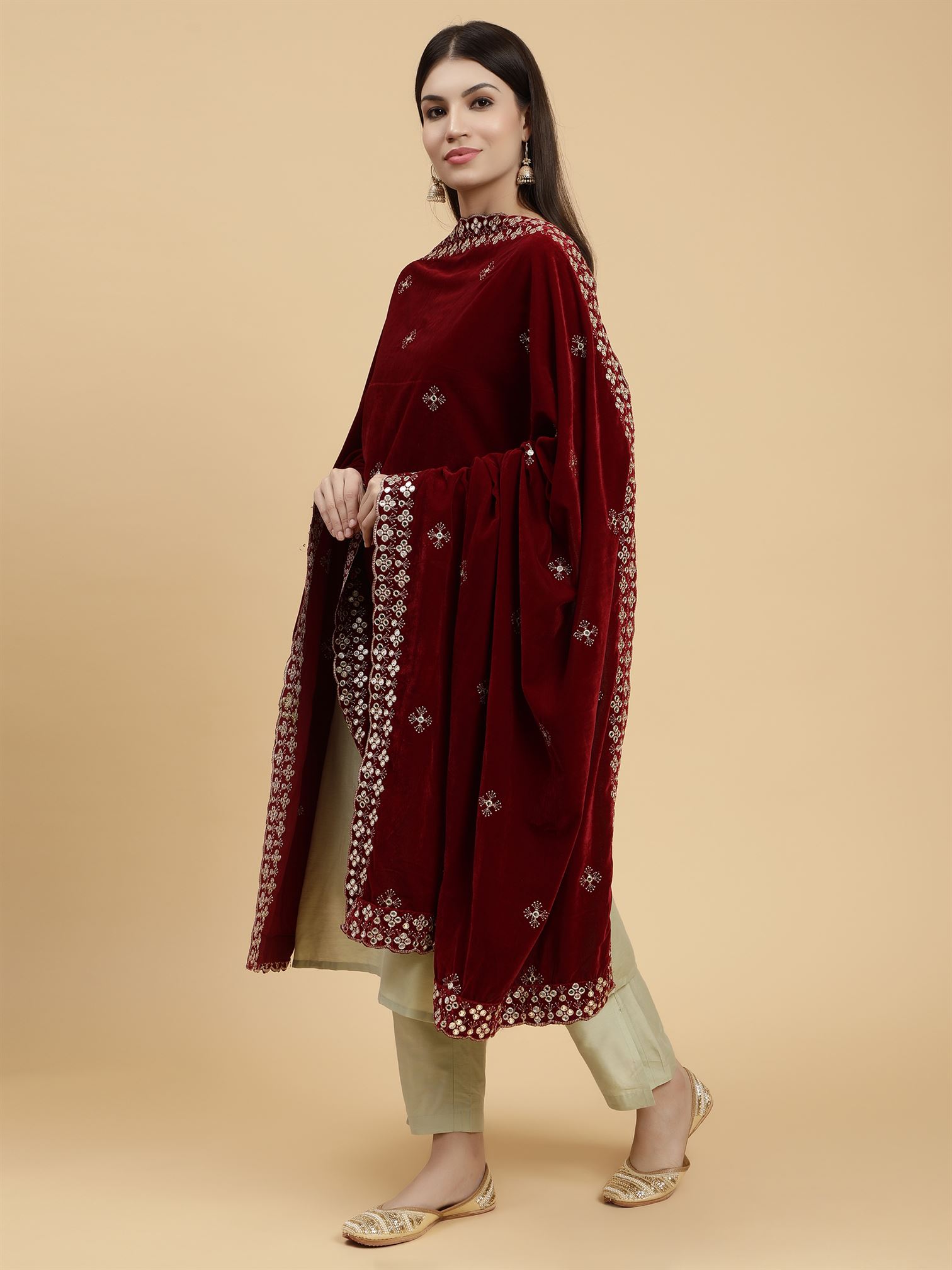 maroon-embellished-velvet-dupatta-mcrcvd7264-moda-chales-3