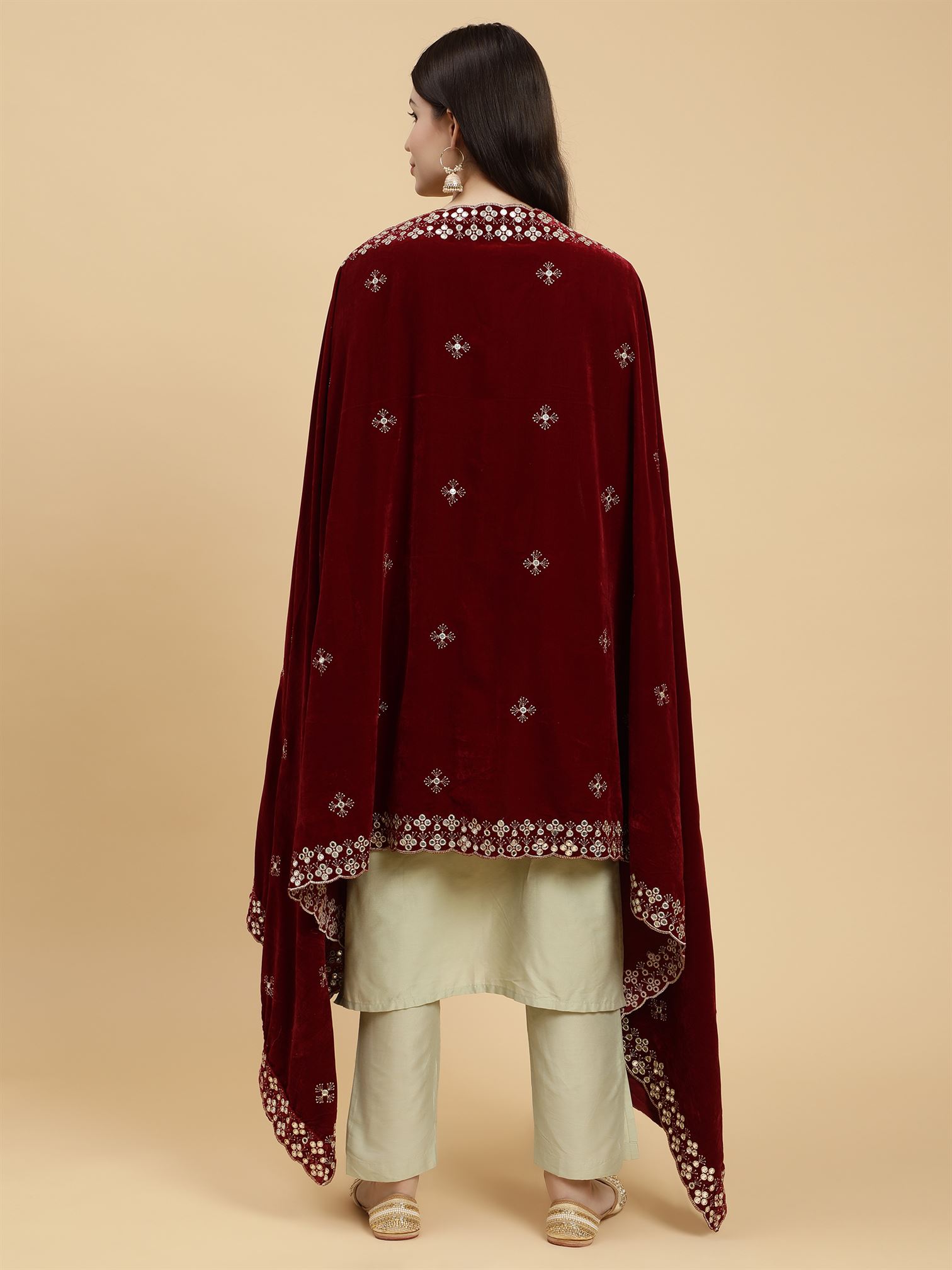 maroon-embellished-velvet-dupatta-mcrcvd7264-moda-chales-8