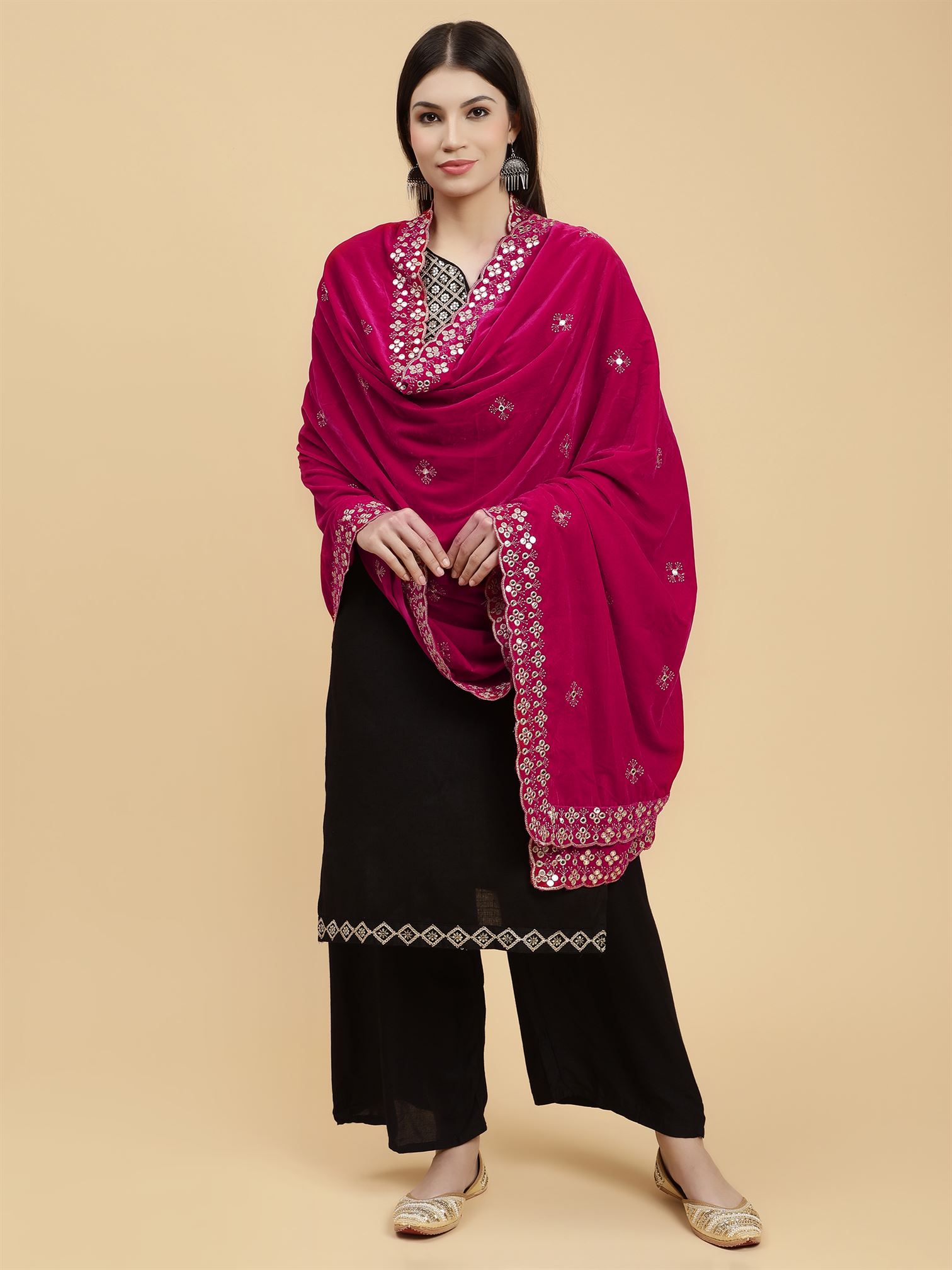 magenta-embellished-velvet-dupatta-mcrcvd7265-moda-chales-2