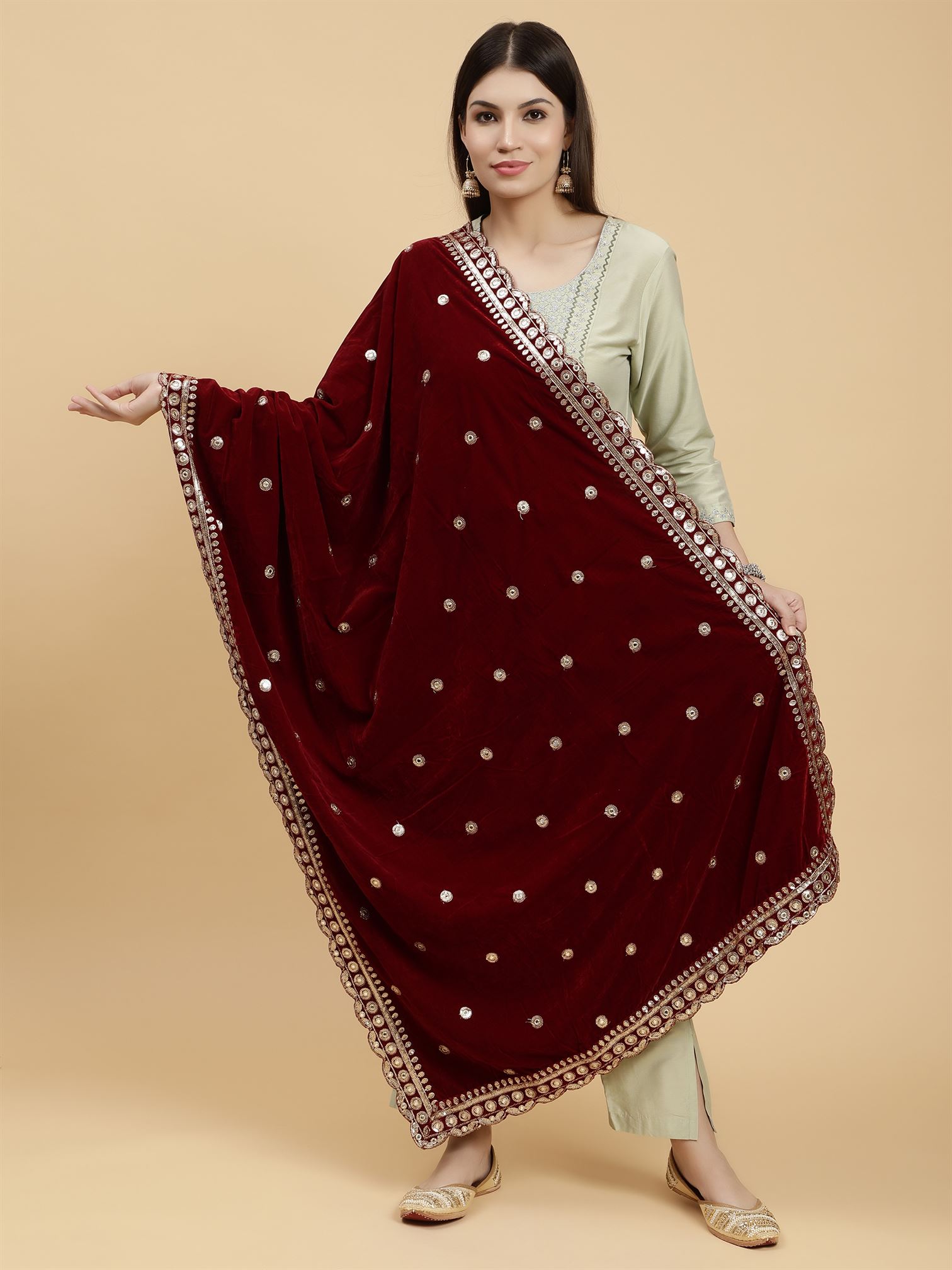 maroon-embellished-velvet-dupatta-MCRCVD7294