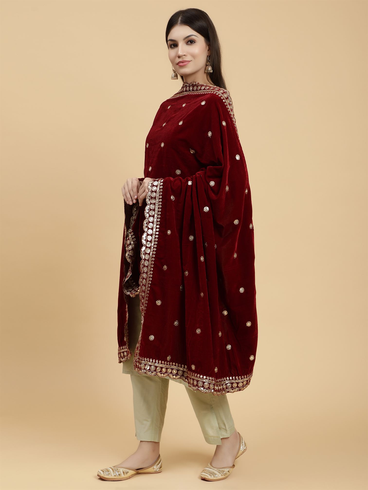 maroon-embellished-velvet-dupatta-mcrcvd7294-moda-chales-3