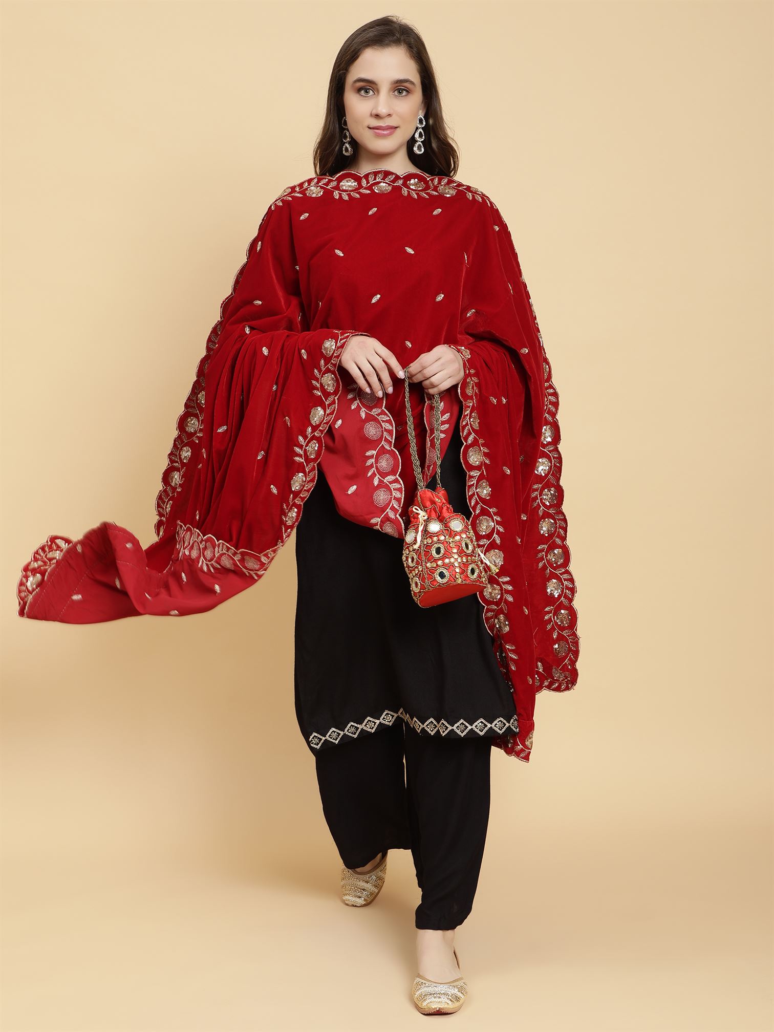 red-embellished-velvet-dupatta-mcrcvd7313-moda-chales-5