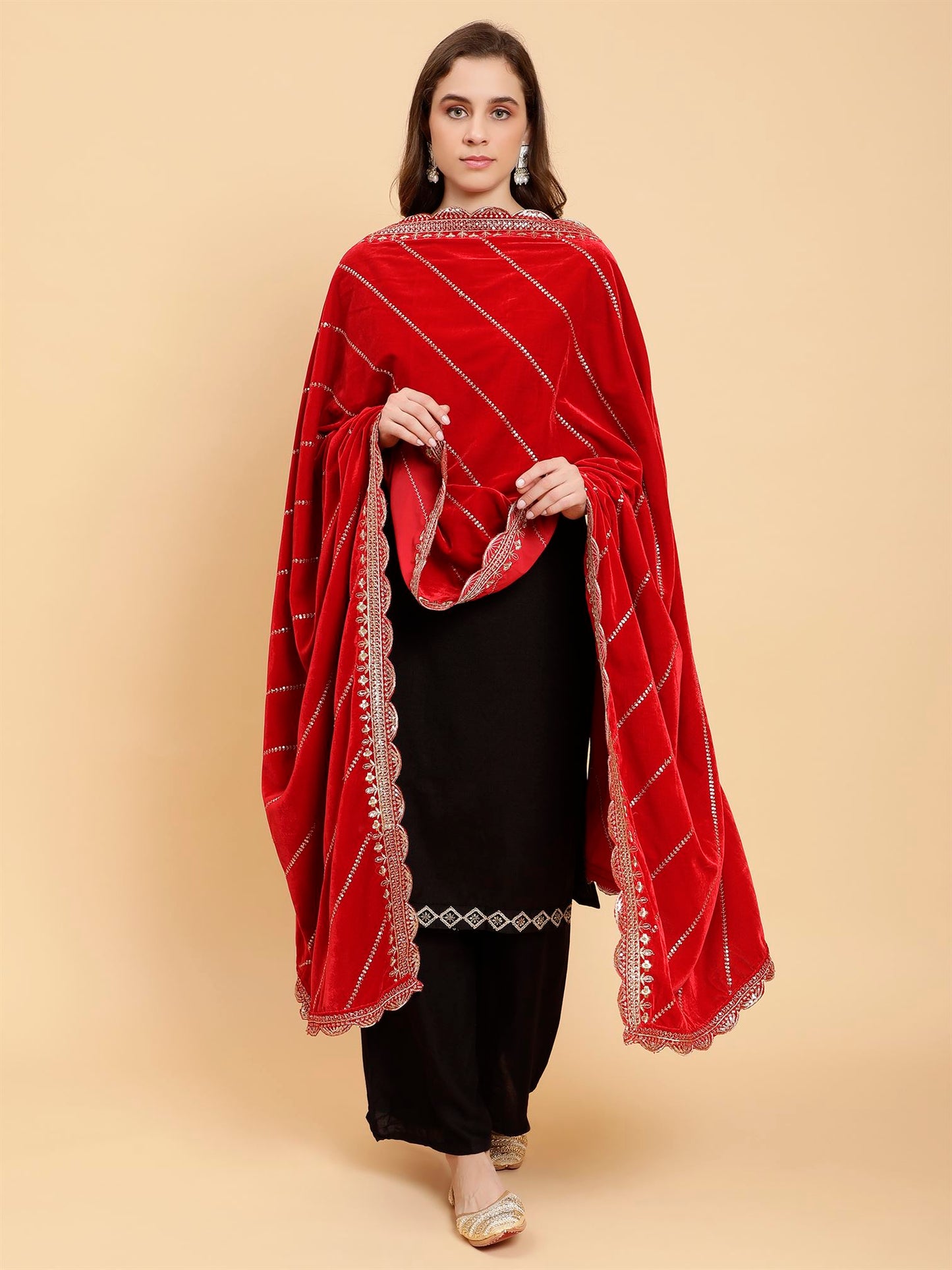 red-embellished-velvet-dupatta-mcrcvd7333-moda-chales-3