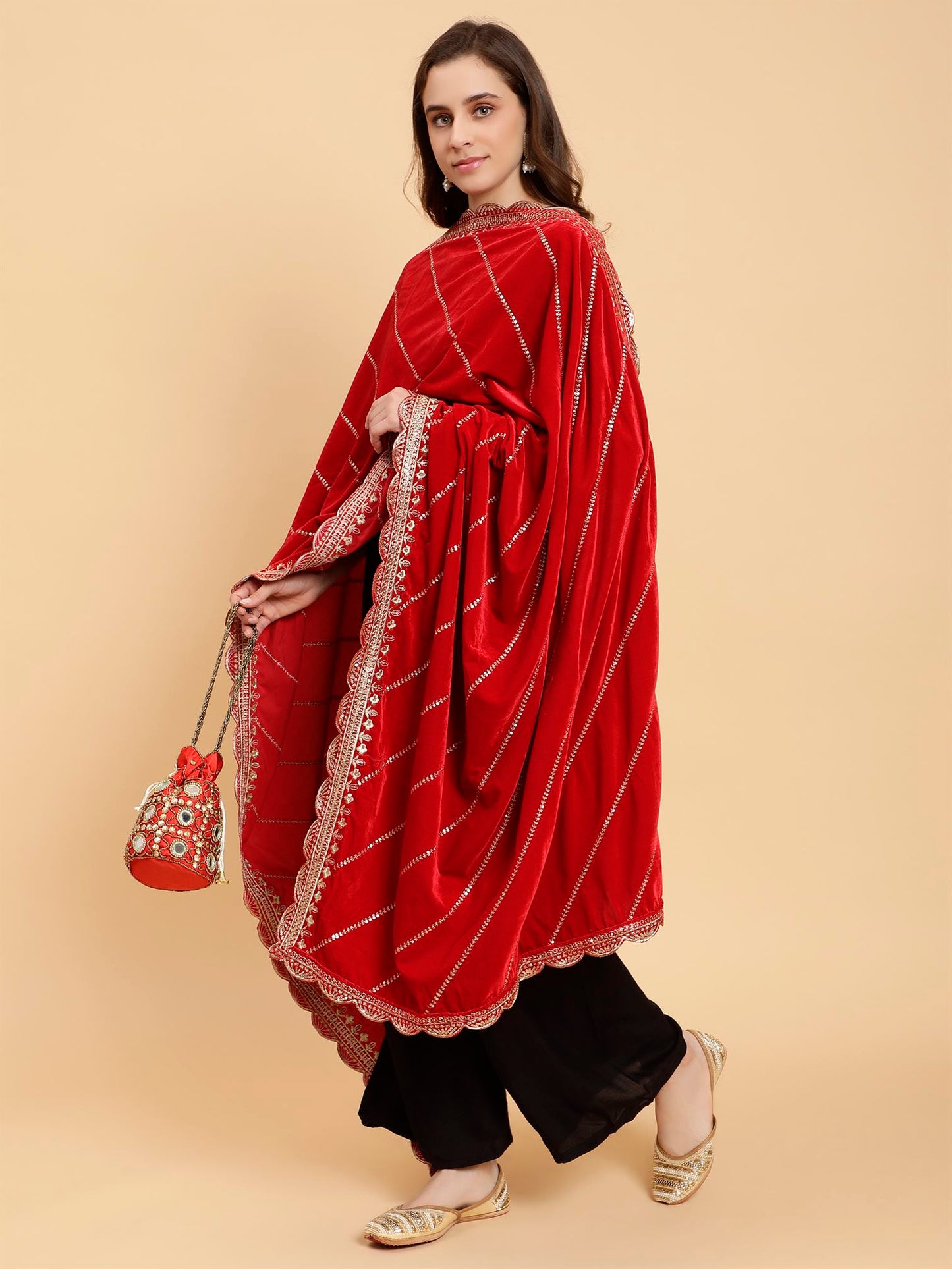 red-embellished-velvet-dupatta-mcrcvd7333-moda-chales-6