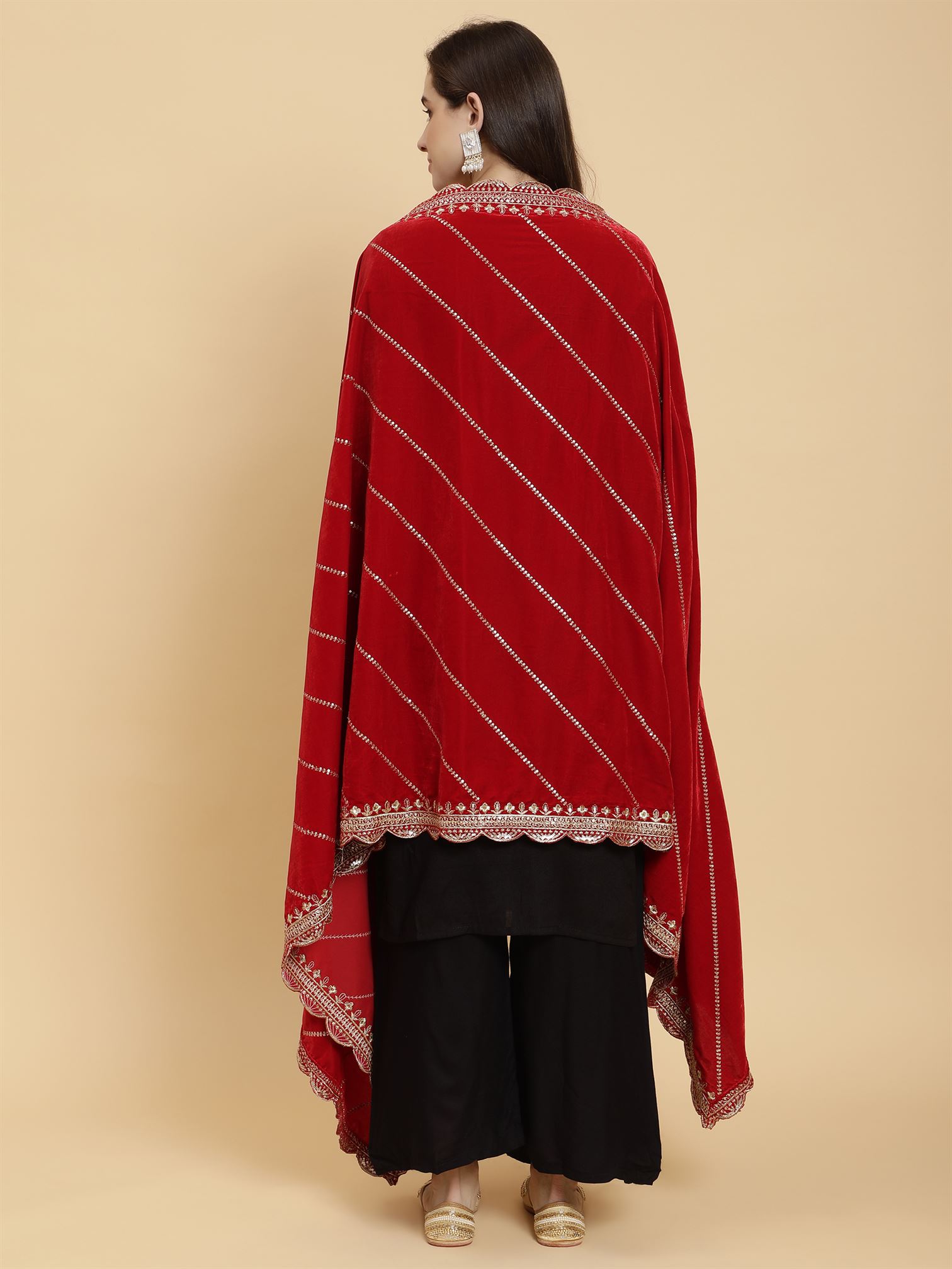 red-embellished-velvet-dupatta-mcrcvd7333-moda-chales-7