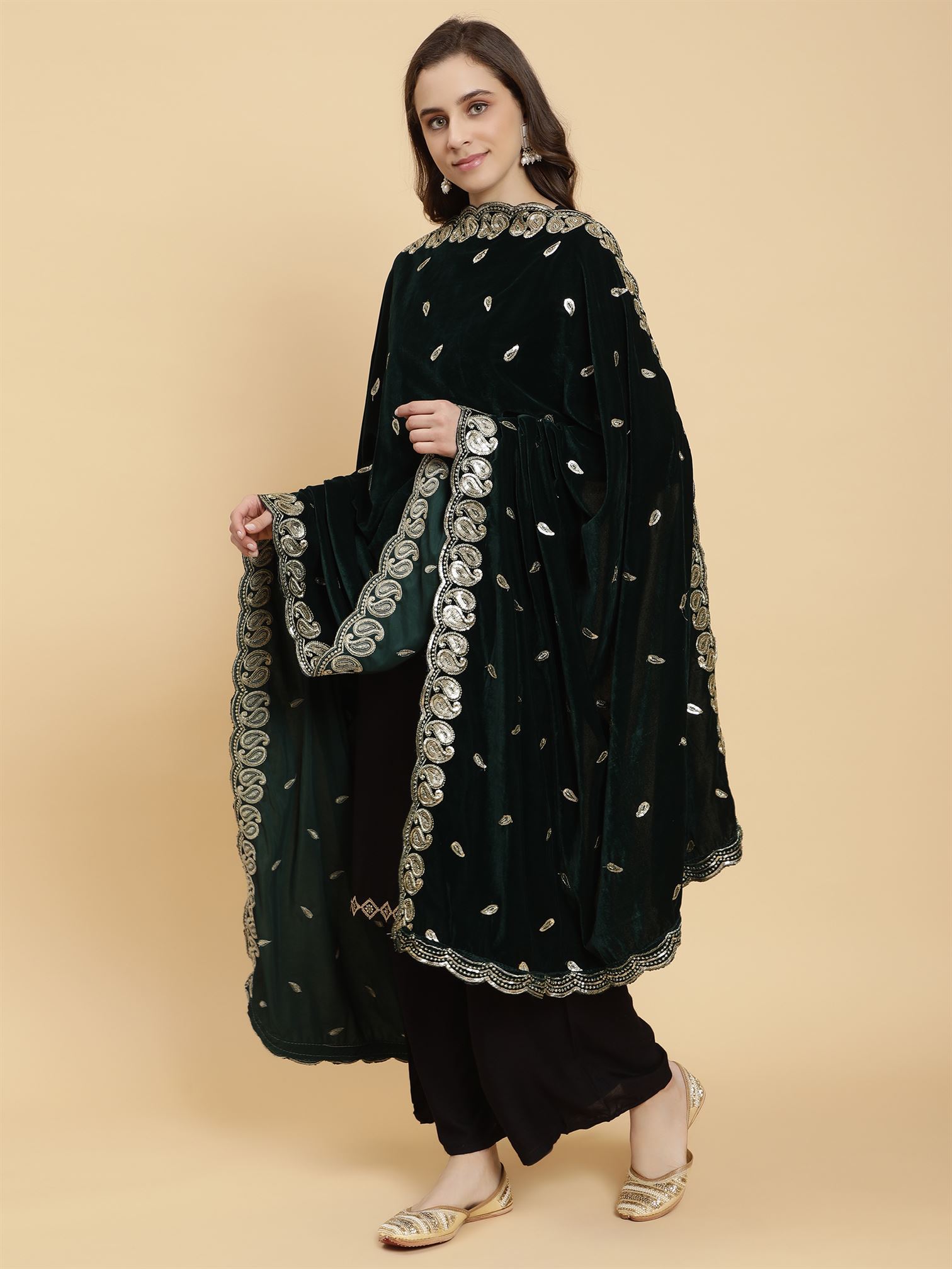 green-embellished-velvet-dupatta-mcrcvd7347-moda-chales-4