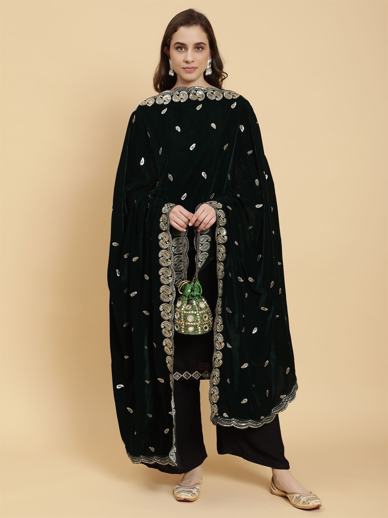 green-embellished-velvet-dupatta-mcrcvd7347-moda-chales-5