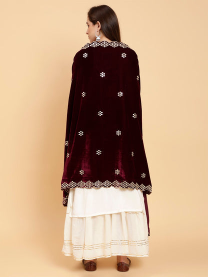 burgundy-embellished-velvet-dupatta-mcrcvd7352-moda-chales-6