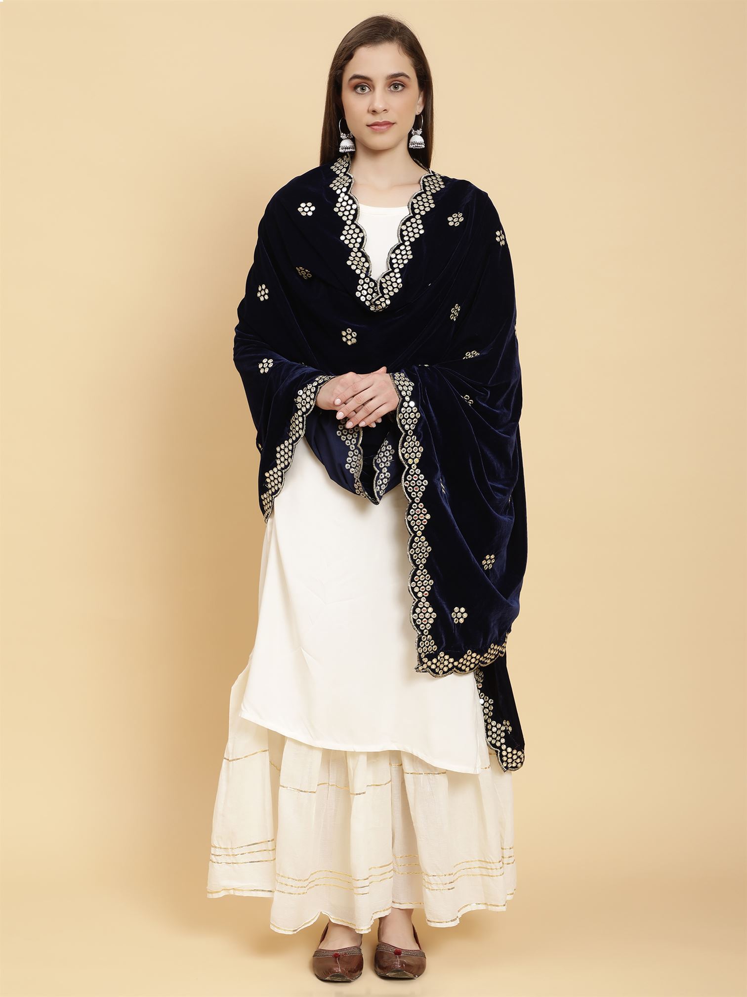 navy-blue-embellished-velvet-dupatta-mcrcvd7356-moda-chales-2