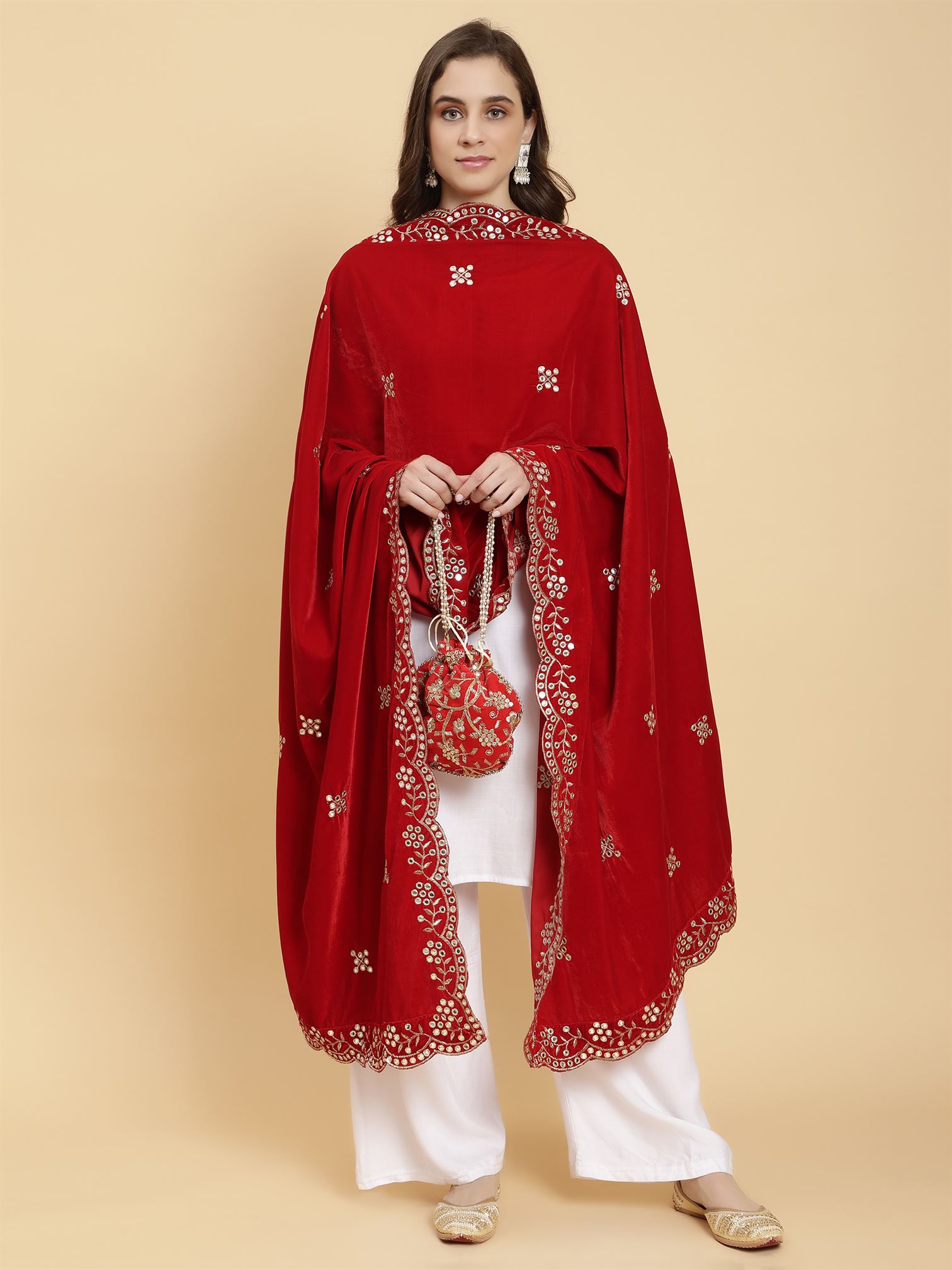 red-embellished-velvet-dupatta-mcrcvd7373-moda-chales-5