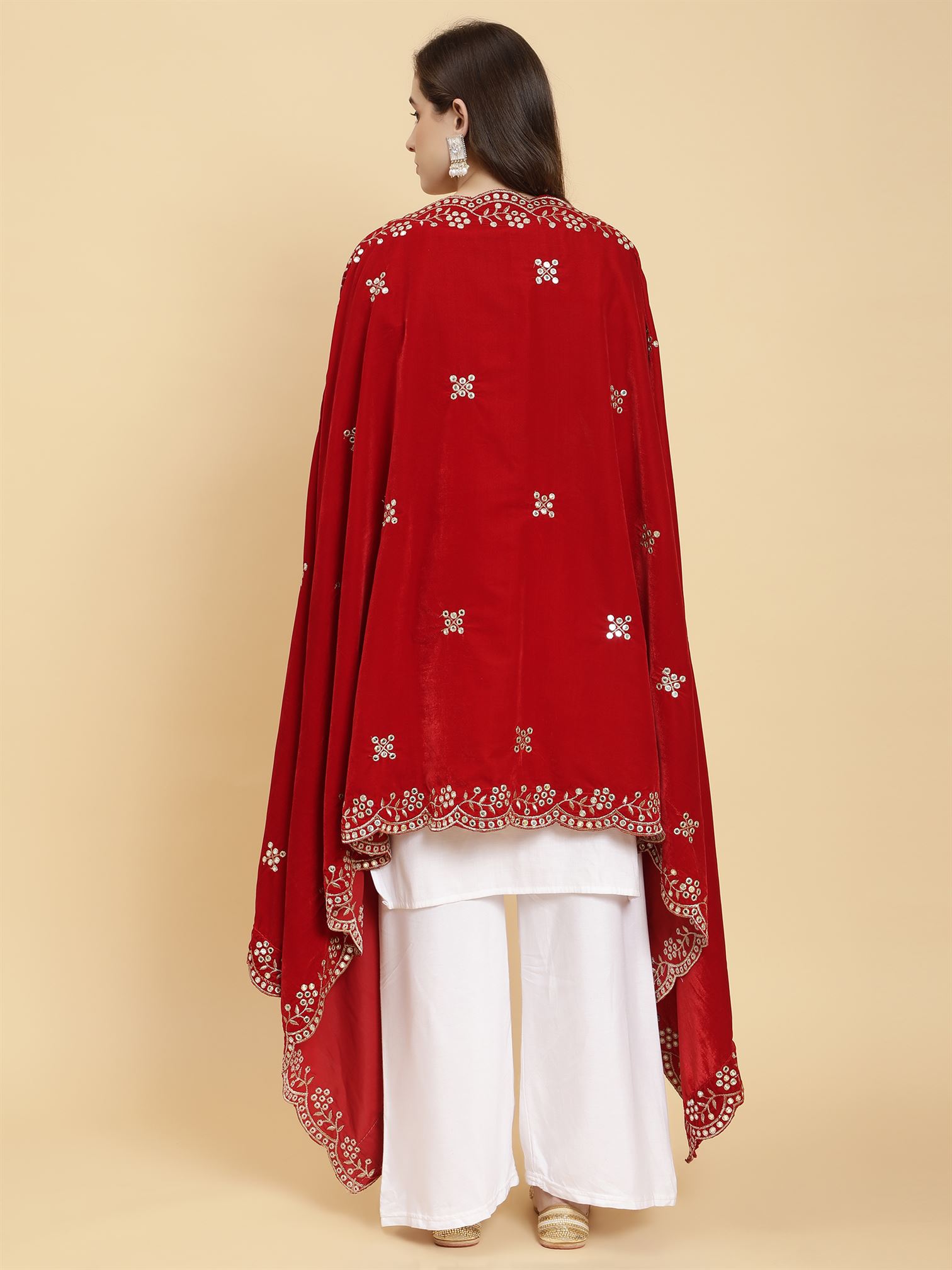 red-embellished-velvet-dupatta-mcrcvd7373-moda-chales-6