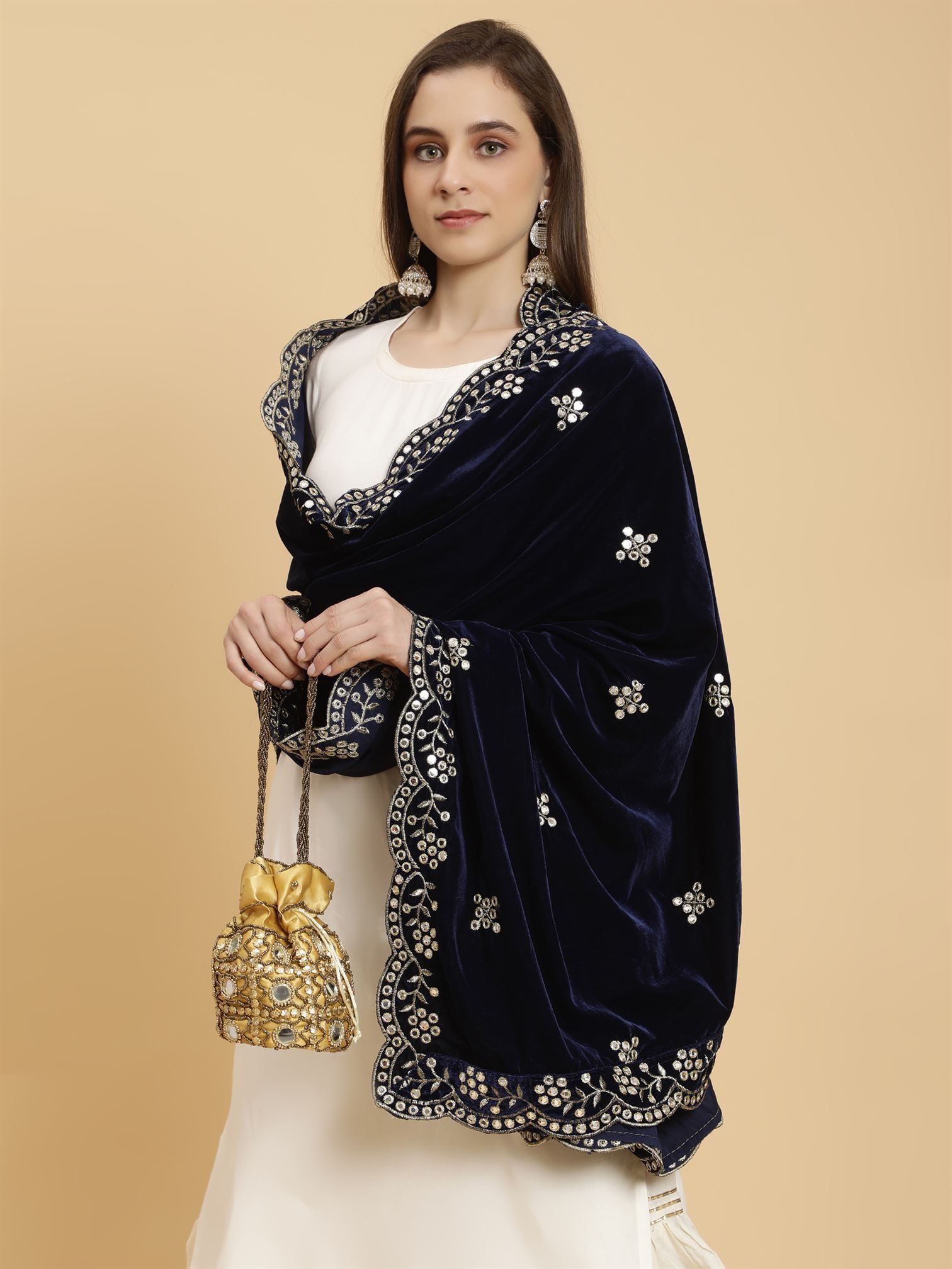 navy-blue-embellished-velvet-dupatta-mcrcvd7376-moda-chales-5