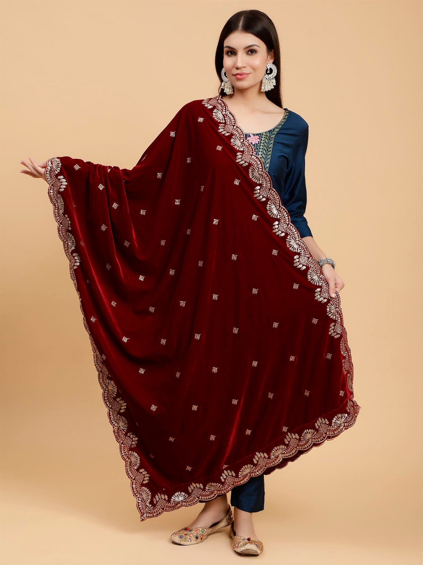 maroon-embellished-velvet-dupatta-mcrcvd7414-moda-chales-1