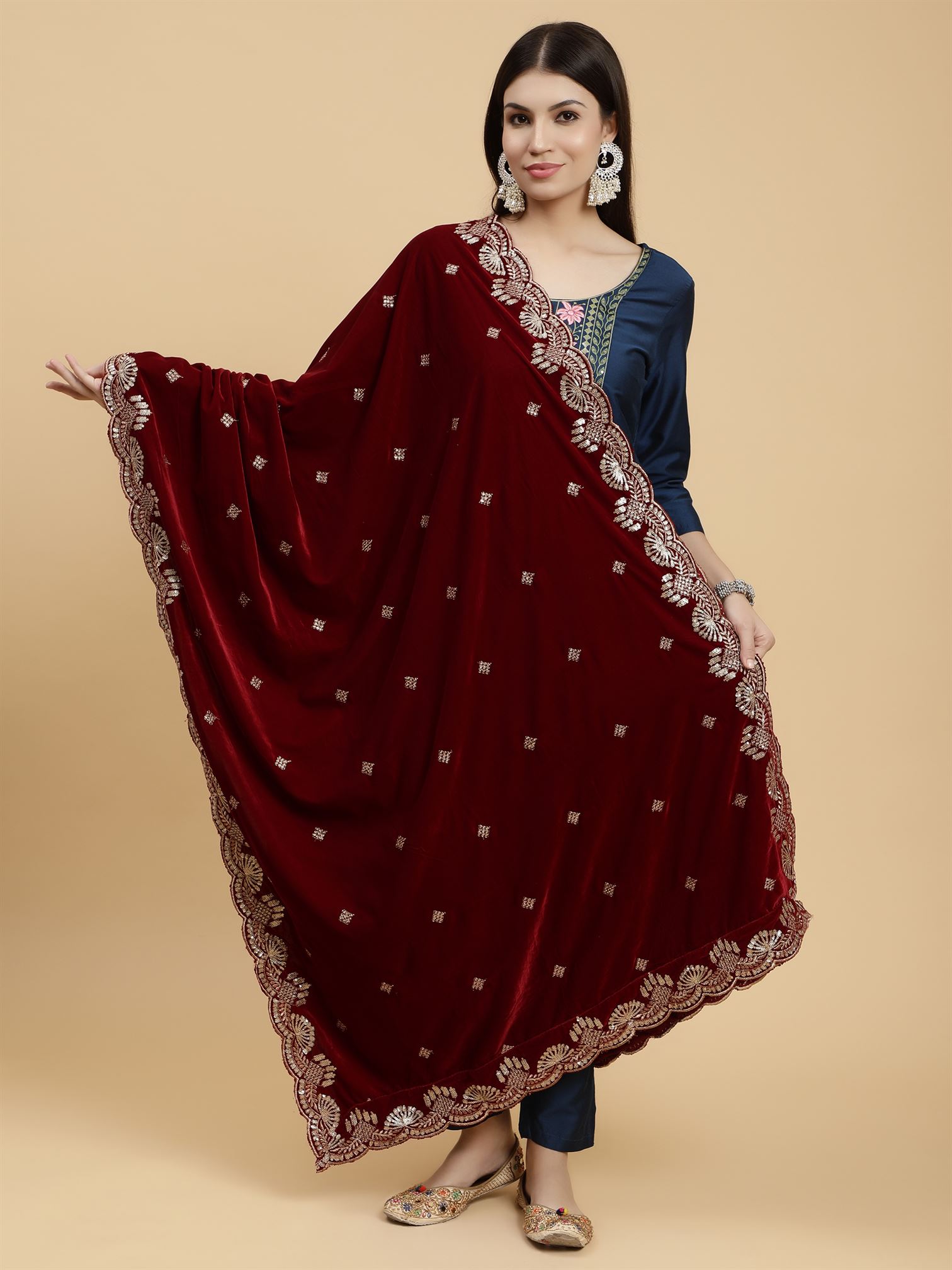 maroon-embellished-velvet-dupatta-mcrcvd7414-moda-chales-1