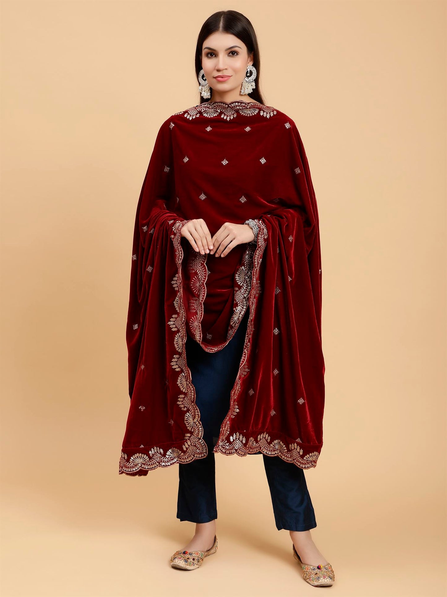 maroon-embellished-velvet-dupatta-mcrcvd7414-moda-chales-2