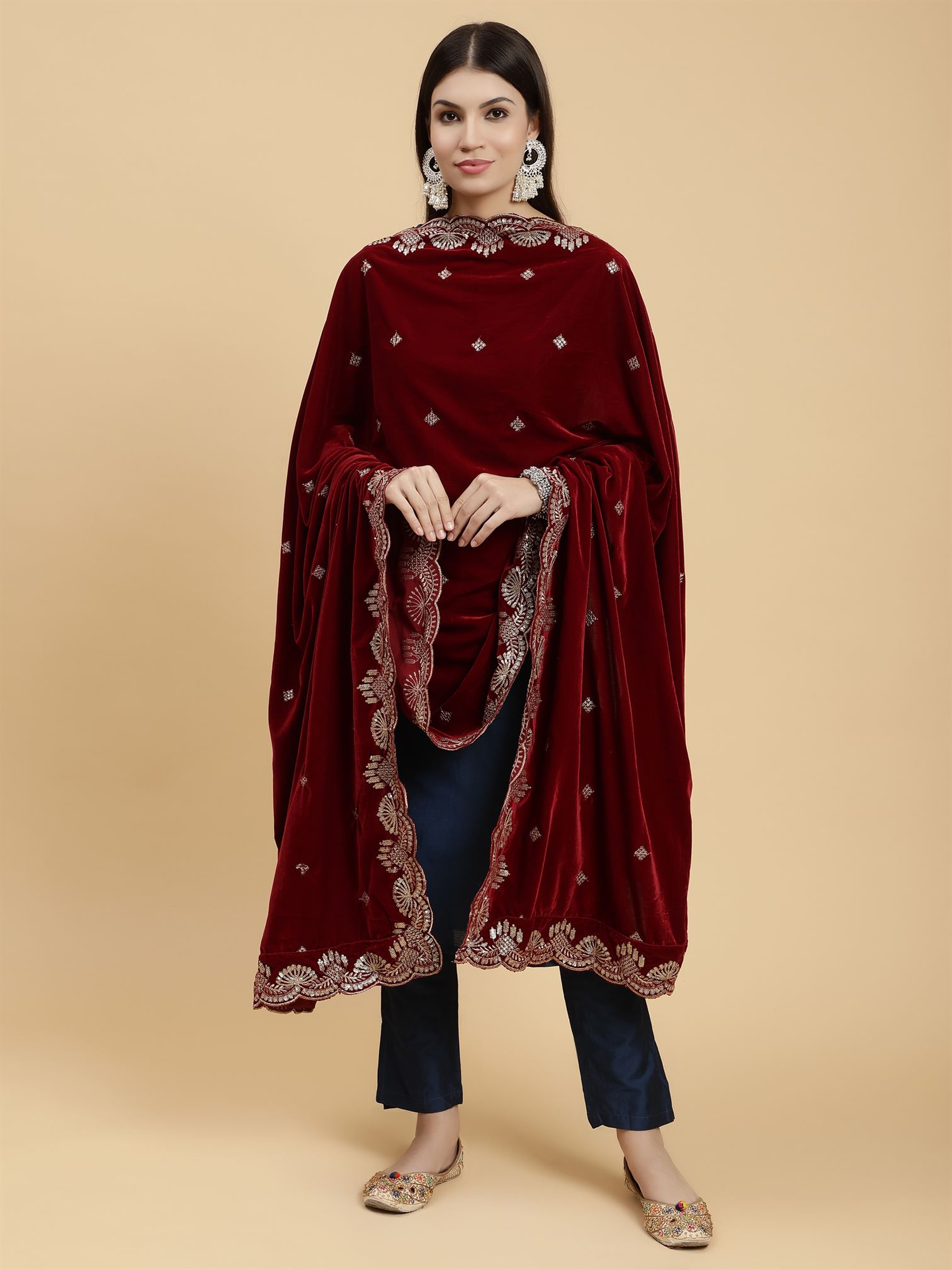 maroon-embellished-velvet-dupatta-mcrcvd7414-moda-chales-2