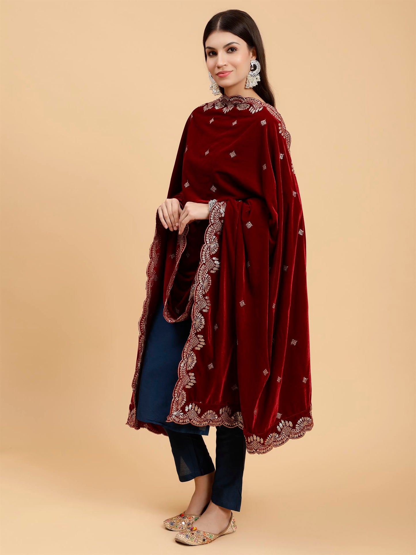 maroon-embellished-velvet-dupatta-mcrcvd7414-moda-chales-4