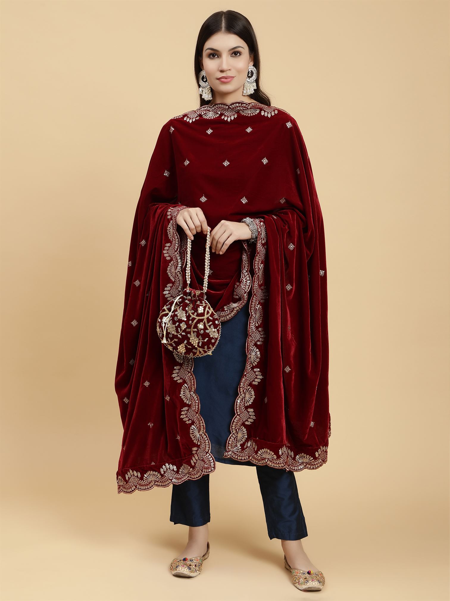 maroon-embellished-velvet-dupatta-mcrcvd7414-moda-chales-6