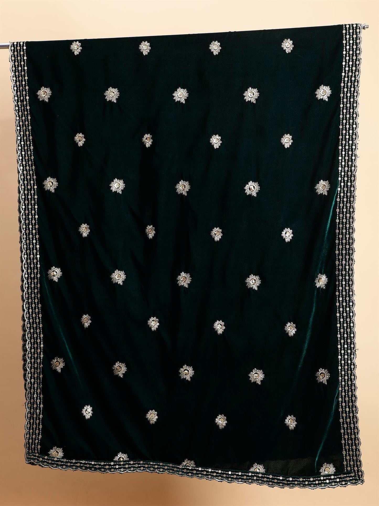 green-sunflower-design-velvet-dupatta-mcrcvd7427-moda-chales-7